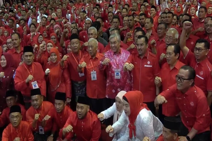 Sabah State Polls: Zahid Denies Rumours of Sabah UMNO Leadership Change