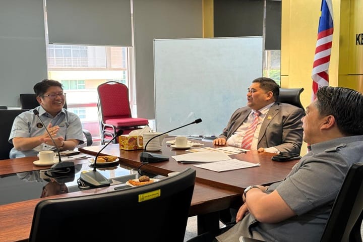 Ewon Appreciates JKR’s Cooperation in Addressing Pan Borneo Issues in Kg Kolopis